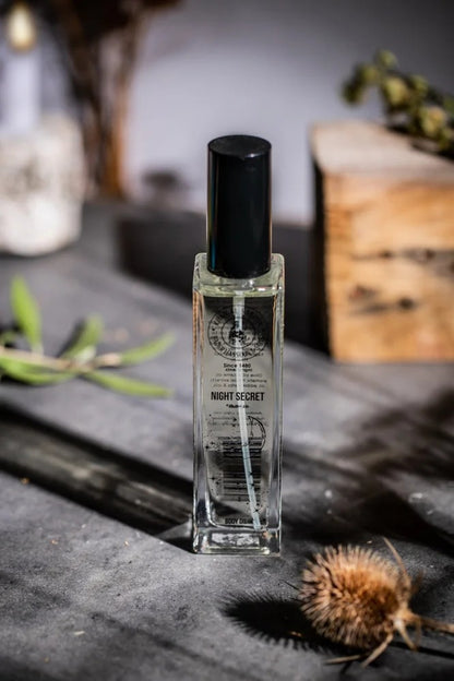 🌙 Night Secret Body Oil – Huile Corporelle Parfumée & Satinée